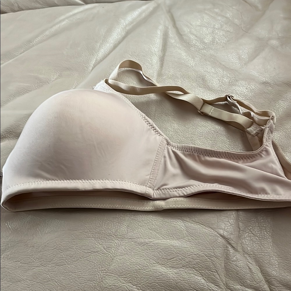 Nude bra size 36B by Jones New York